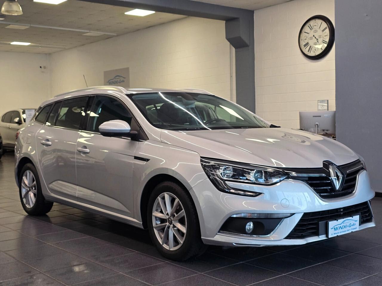 Renault Megane Sporter dCi 115 CV EDC Business