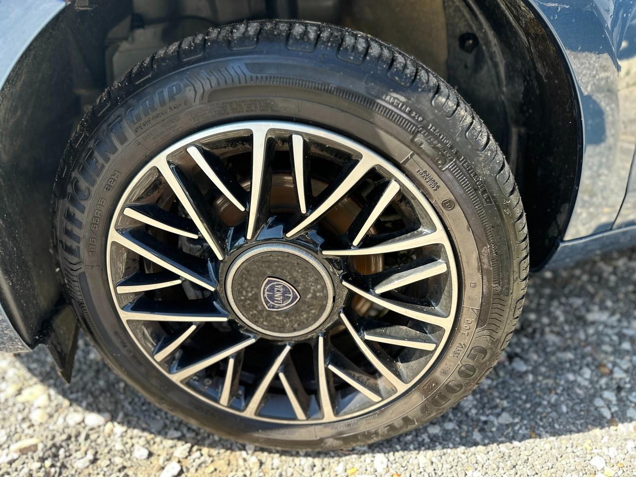 LANCIA Ypsilon III 2021 - Ypsilon 1.0 firefly hybrid Platino s&s 70cv