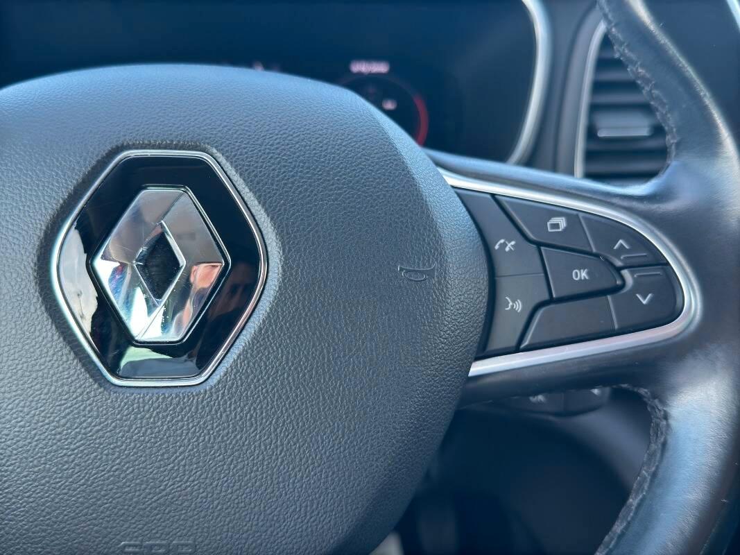 Renault Megane 1.5 blue dci Intens 115cv CON TELECAM E CARPLAY