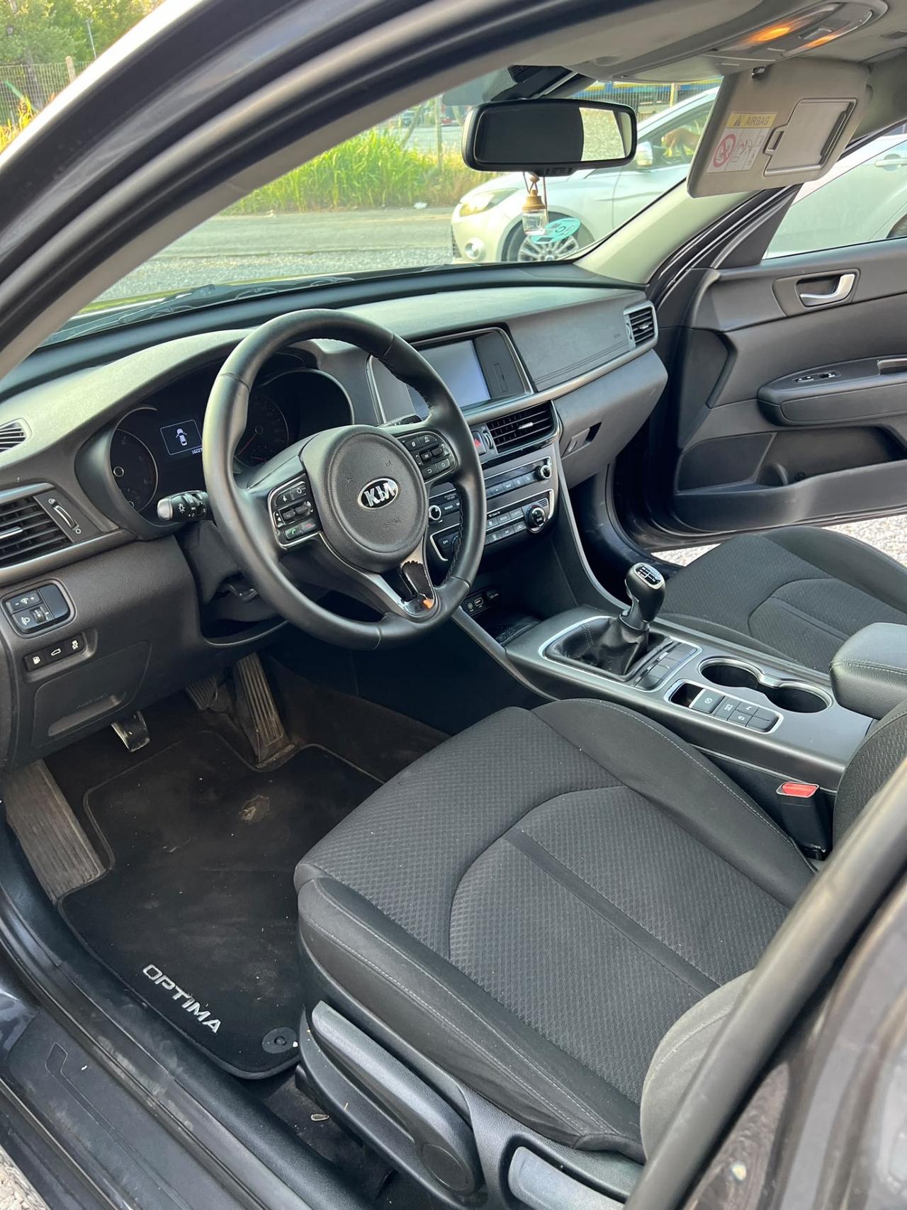 Kia Optima 1.7 CRDi Stop&Go DCT7 Sportswagon GT Line