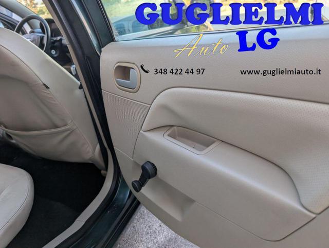 FORD Fiesta 1.4 TDCi 5p. Ghia Pelle beige