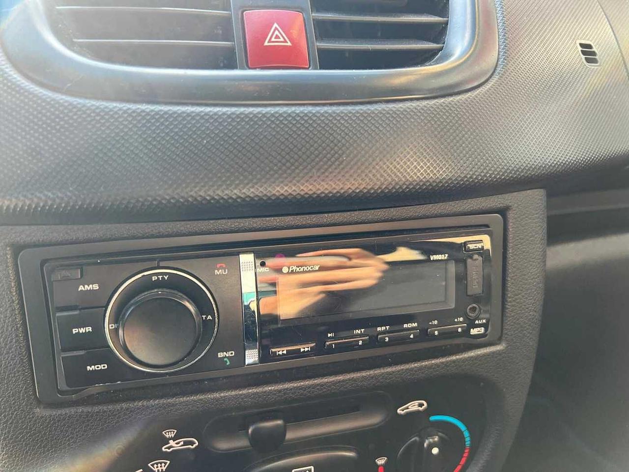 Peugeot 206 Plus 1.1 60CV 3p. Plus GPL