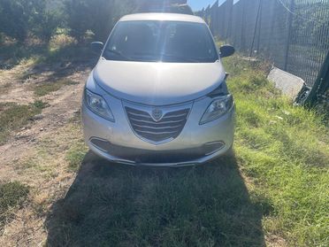 LANCIA YPSILON 3 SERIE 1.2 INCIDENTATA MARCIANTE