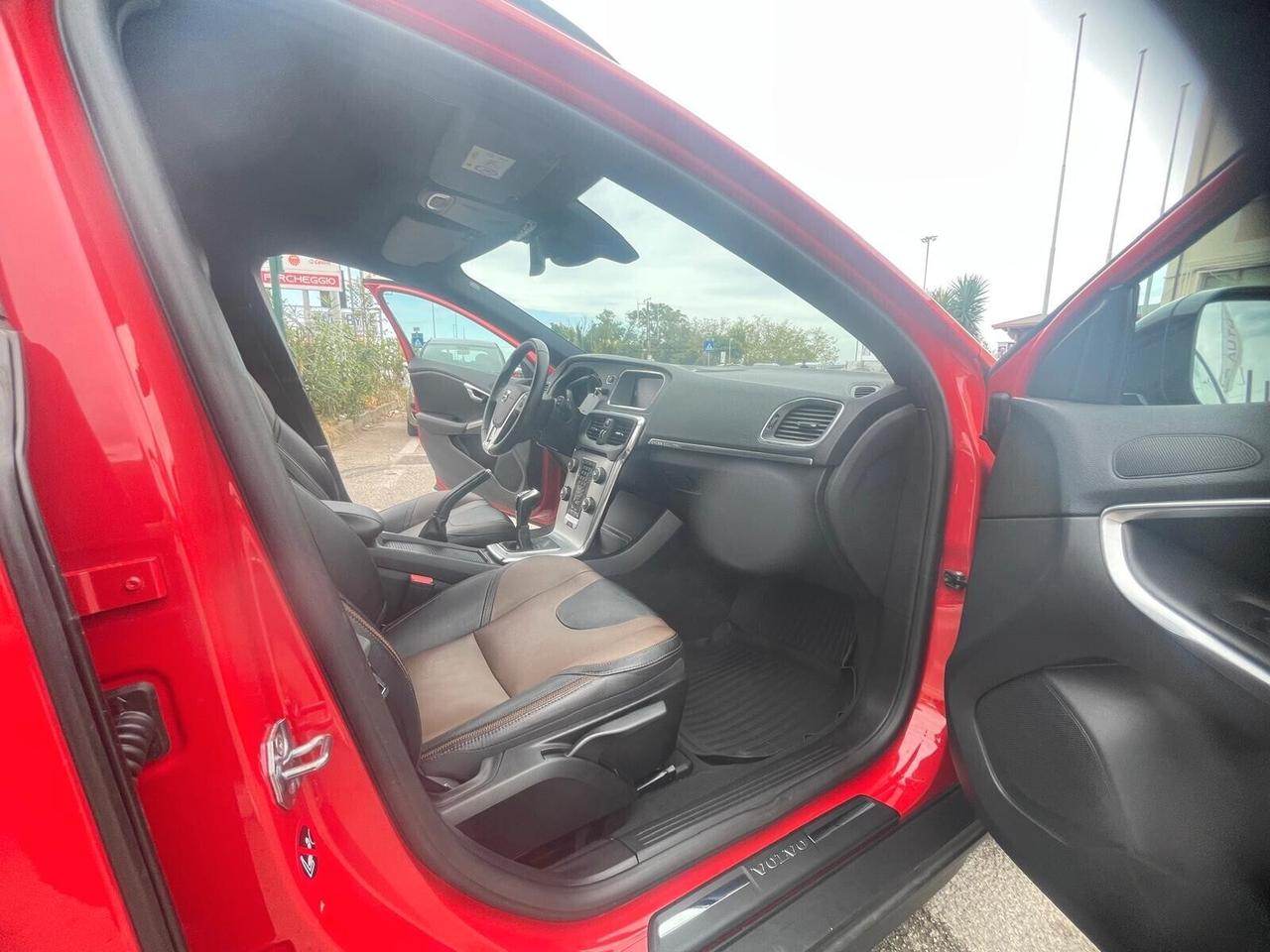 Volvo V40 Cross Country D3 Pro