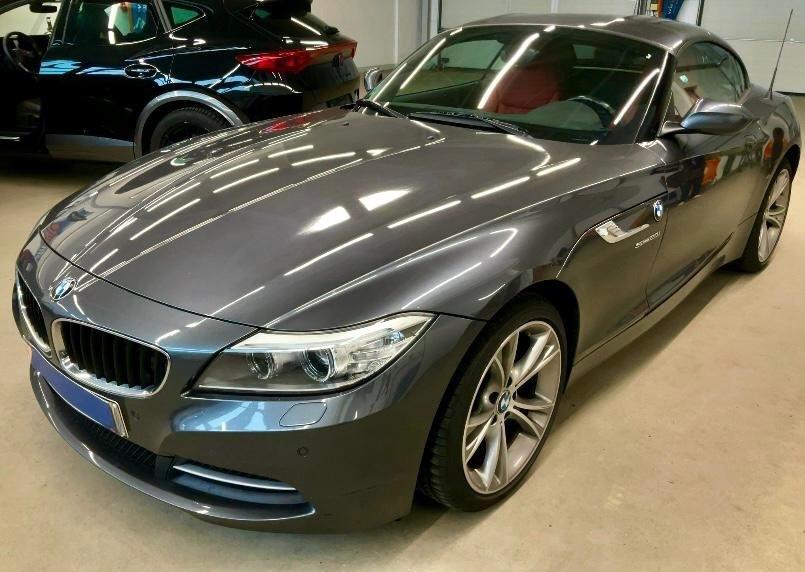 Bmw Z4 sDrive20i STEPTRONIC 184CV Pelle Rossa Navy