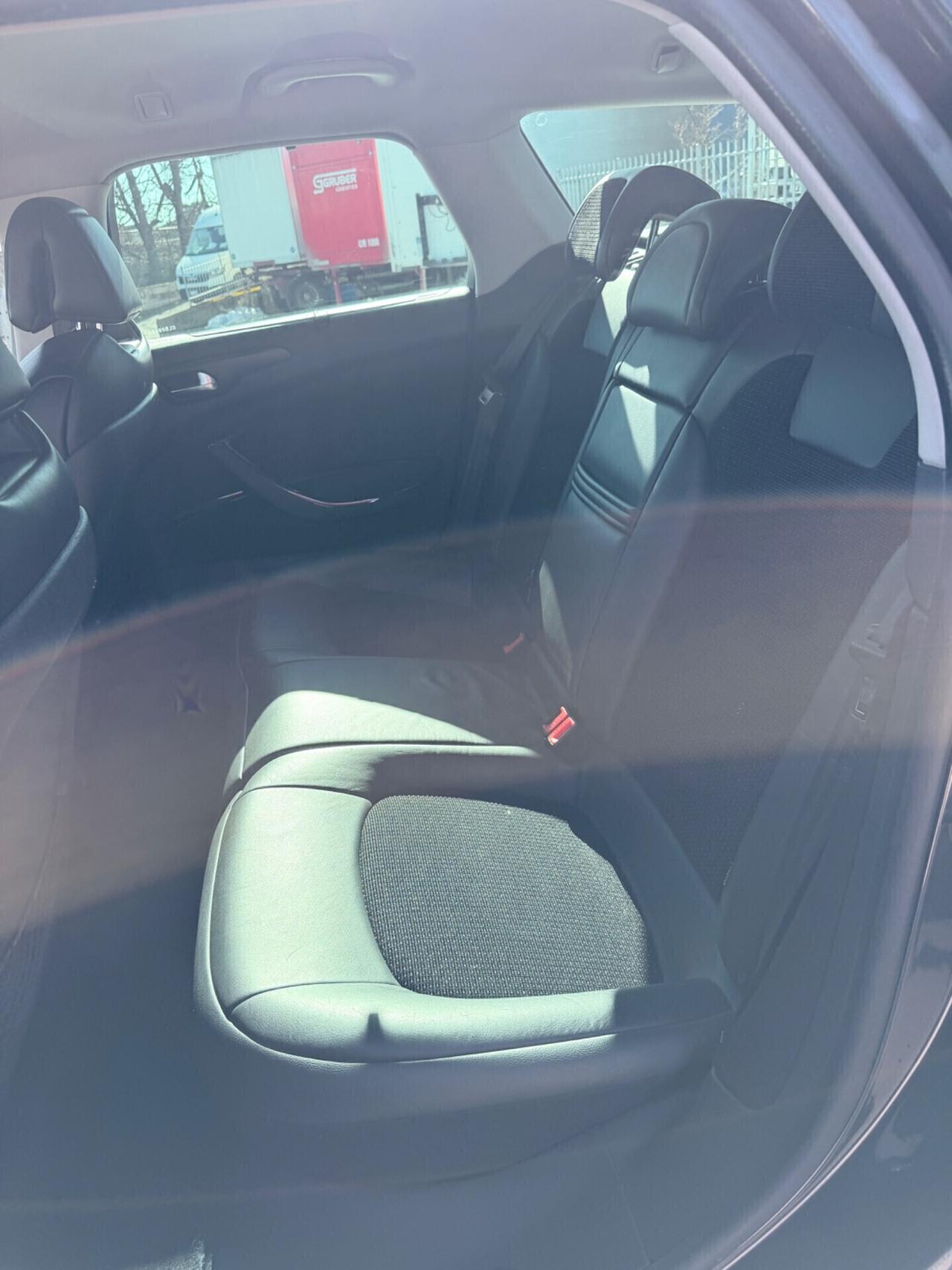 Citroen C5 2.0 HDi 160 Exclusive Tourer 2012