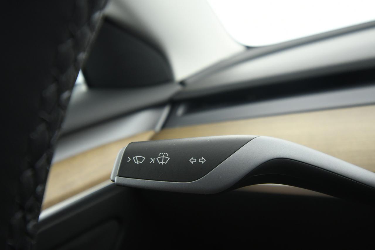TESLA Model 3 Long Range Dual Motor awd PILOTA AUTOMATCO+PELLE+C18"