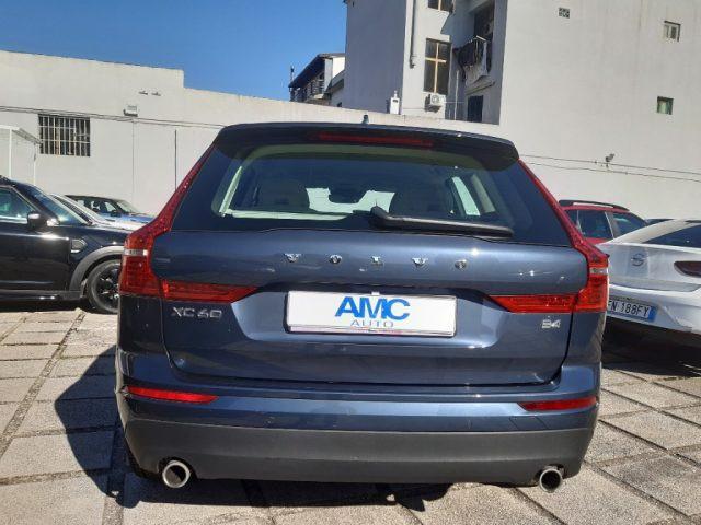 VOLVO XC60 B4 (d) Geartronic Momentum