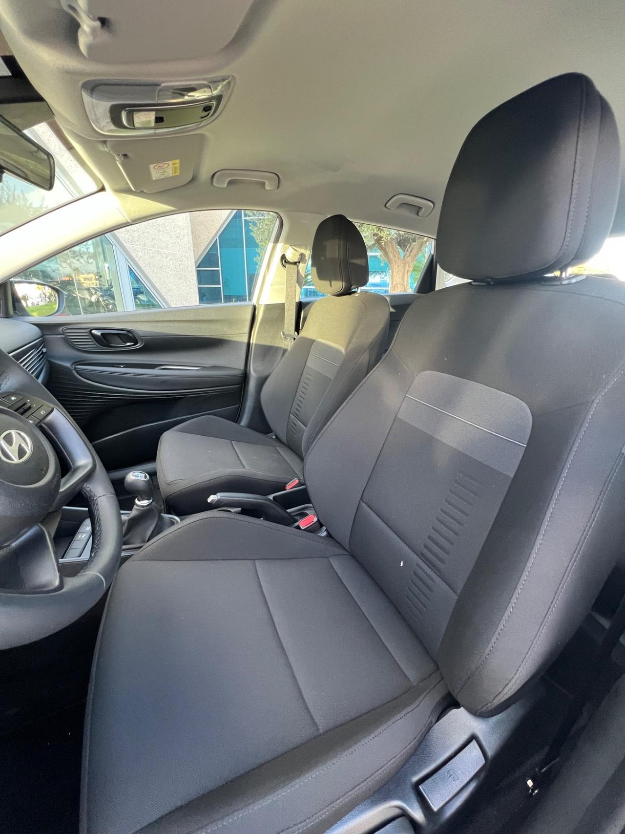 Hyundai BAYON 1.2 mpi Xline possibilità noleggio no scoring