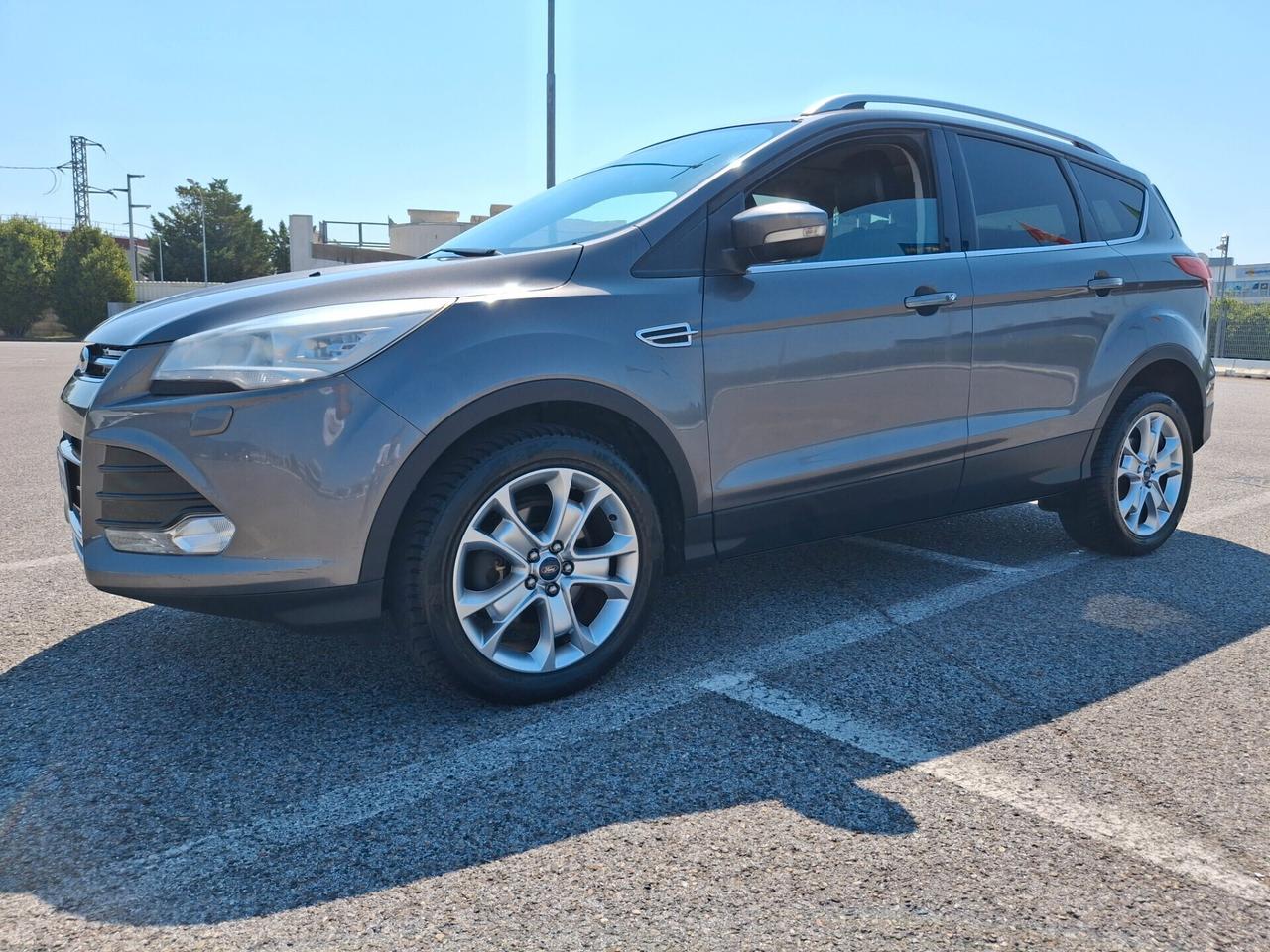 Ford Kuga 2.0 TDCI 163 CV 4WD Powershift Titanium-AUTOMATICO-