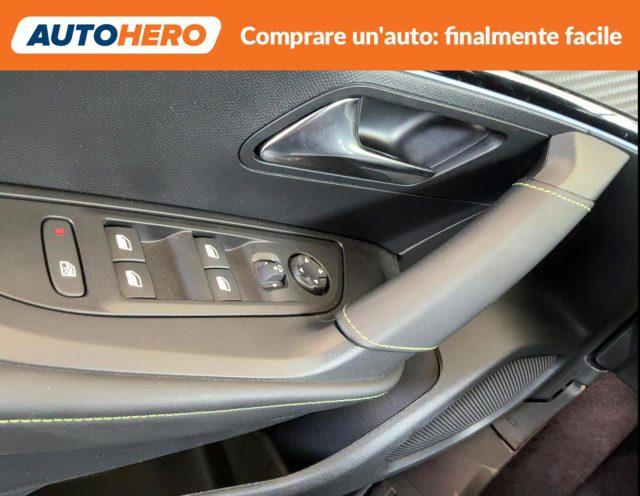 PEUGEOT 2008 Hybrid 136 e-DCS6 GT