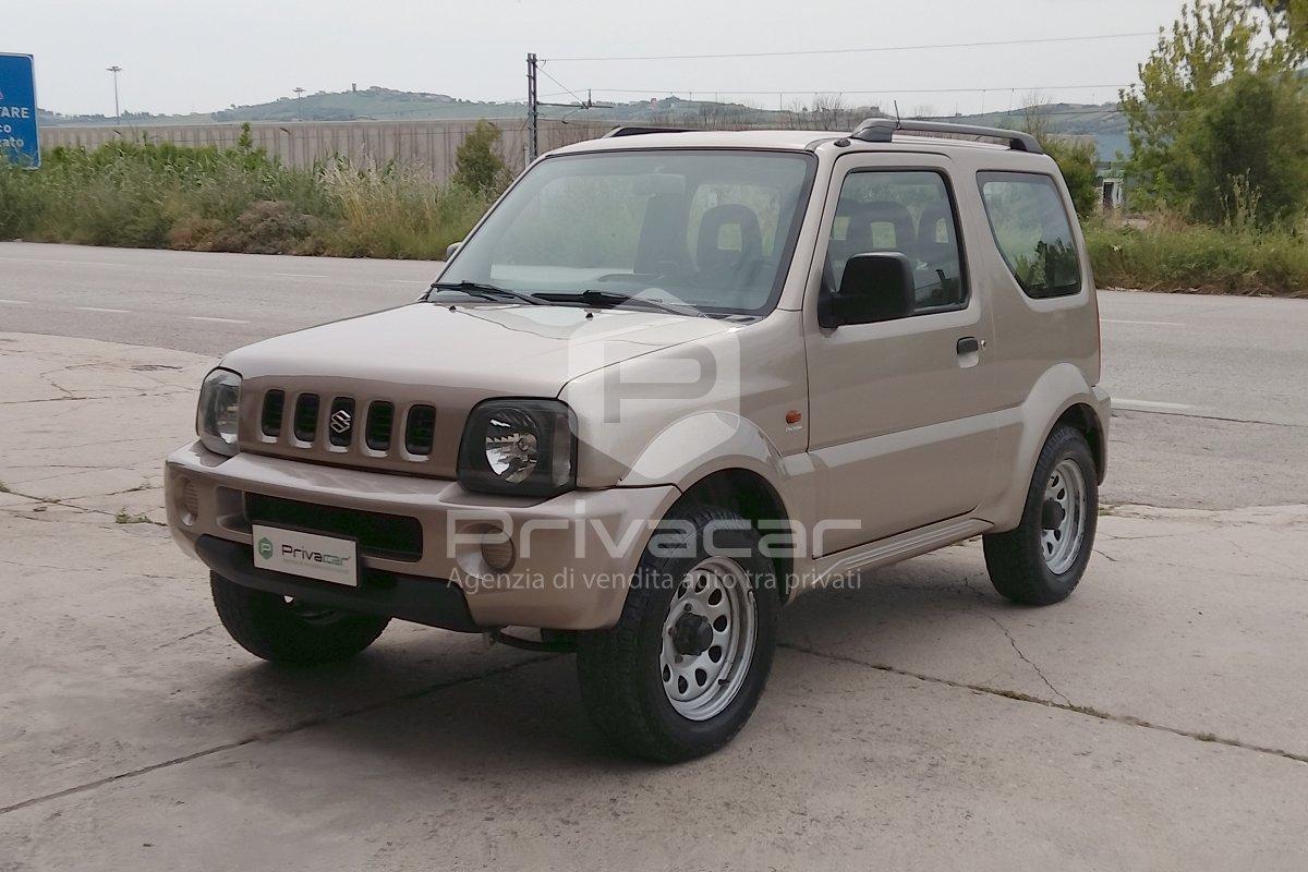 SUZUKI Jimny 1.3i 16V cat 4WD JLX