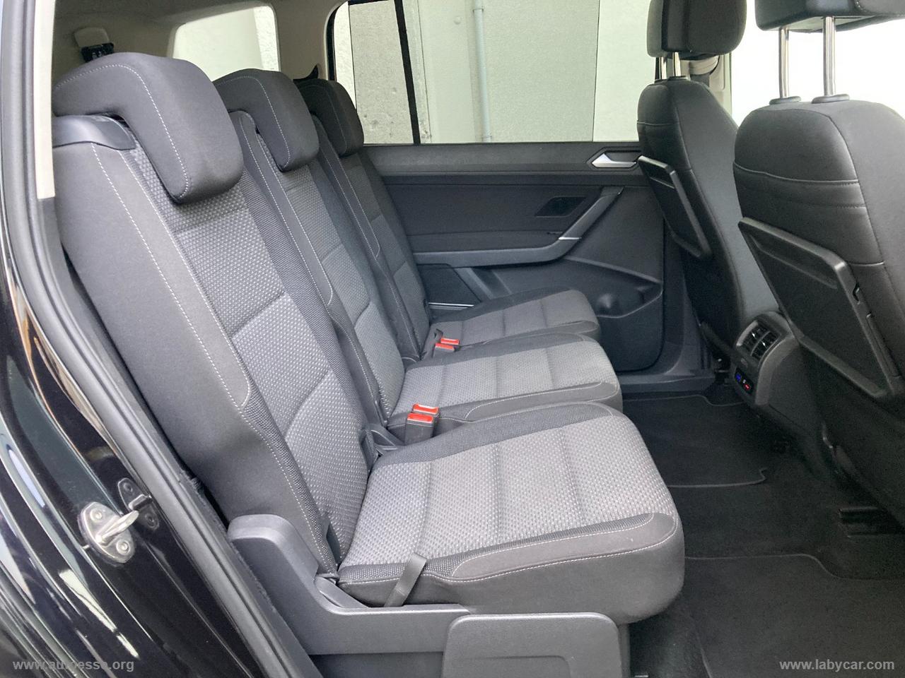 VOLKSWAGEN Touran 2.0 TDI 150 CV DSG Business BMT