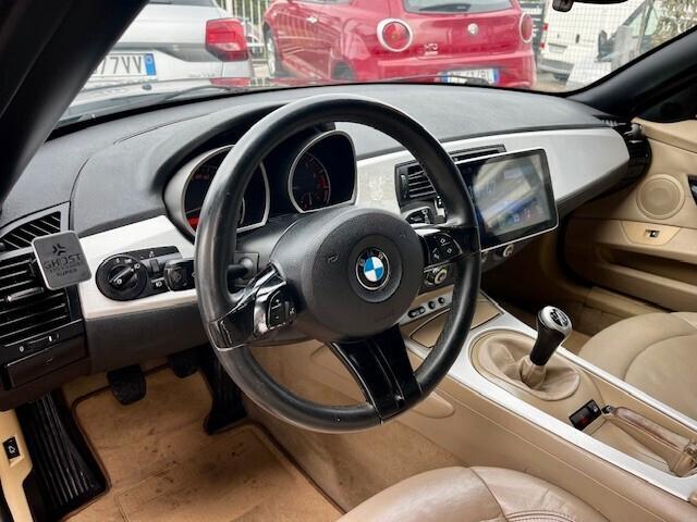 BMW Z4 Roadster 2.5i "HARD TOP / FARI XENO / PDC"