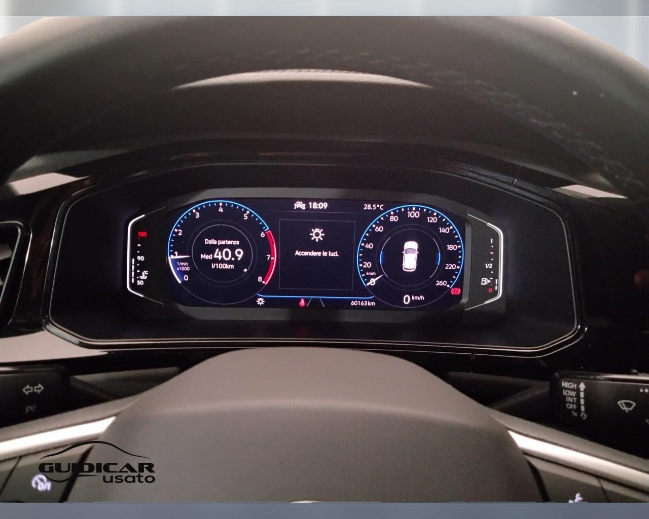 VOLKSWAGEN T-Roc I 2022 - T-Roc 1.0 tsi Style 110cv