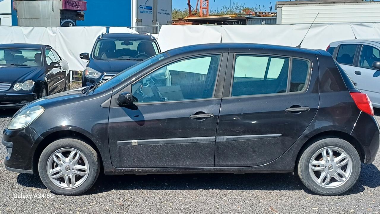 Renault Clio 1.2 5 porte Dynamique