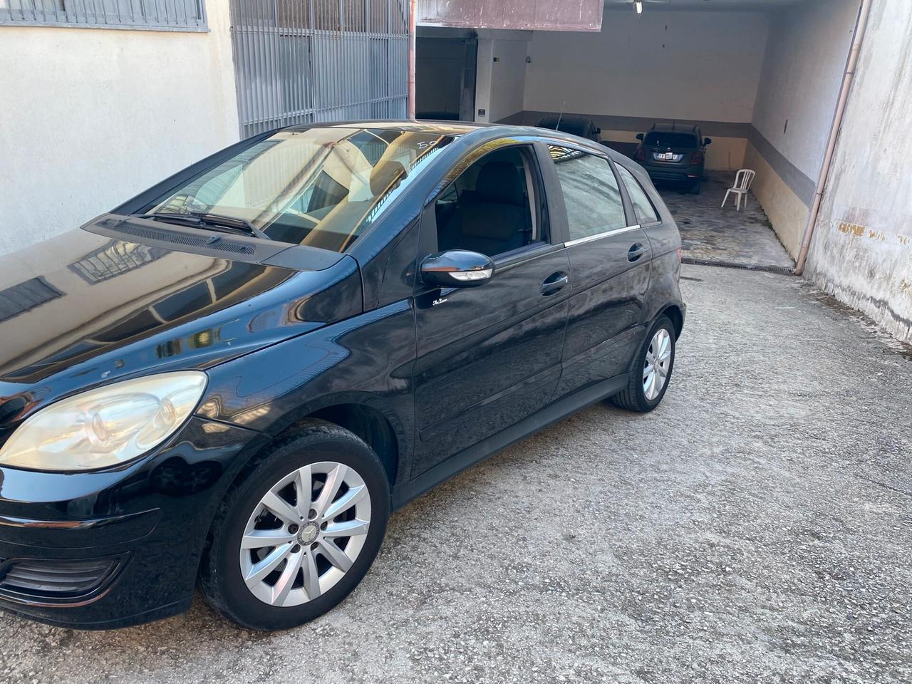 Mercedes-benz B 180 2.0cc diesel(PRIVATO)-2006