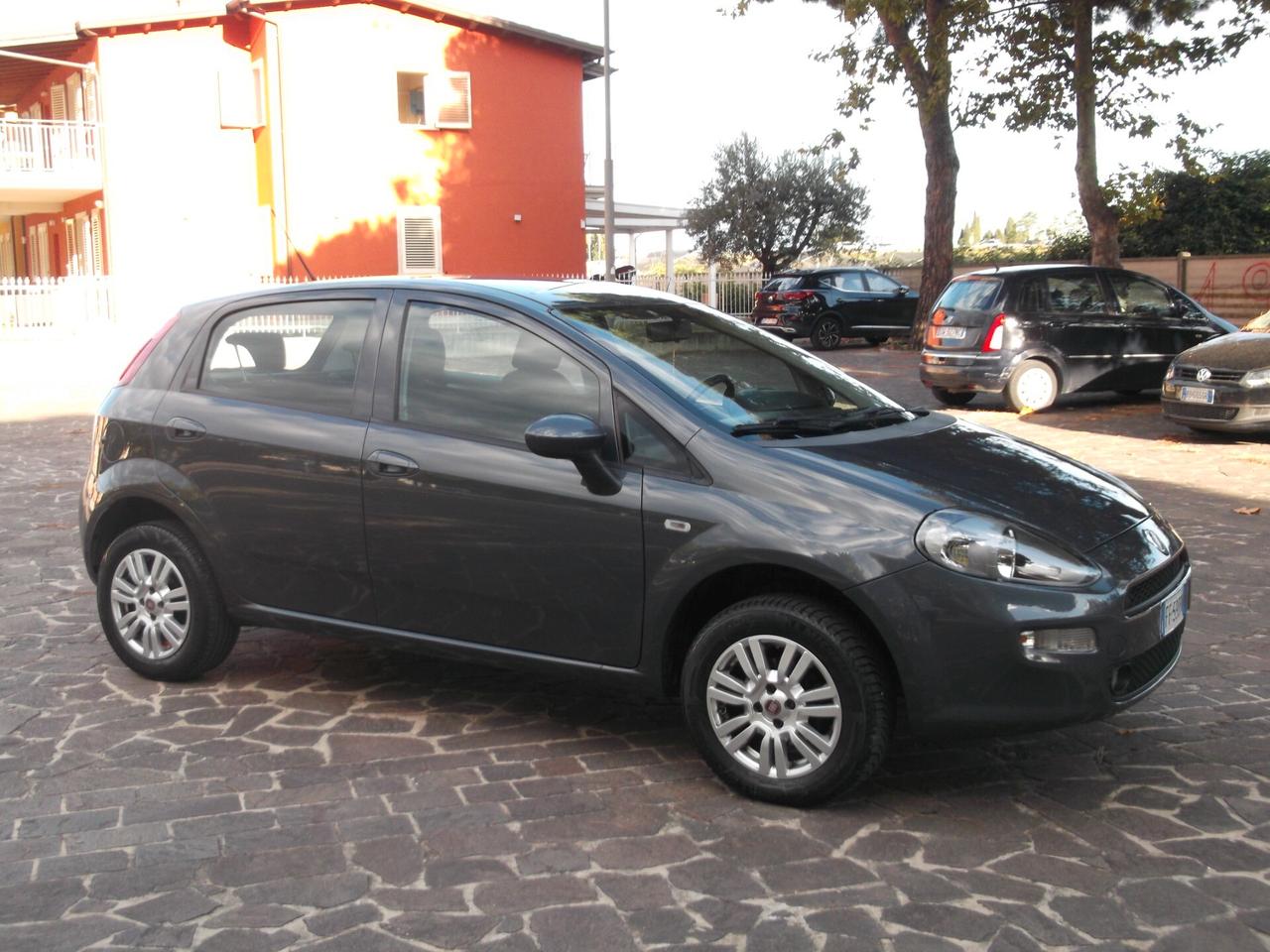 Fiat Punto 1.4 A Metano Neopatentati 2016