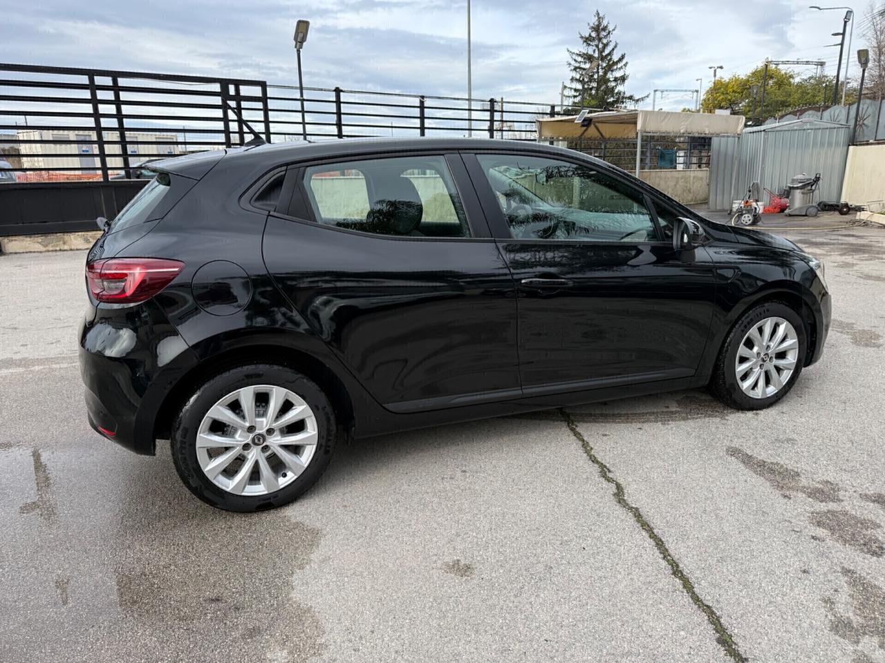 Renault Clio TCe 100 CV 5 porte Business