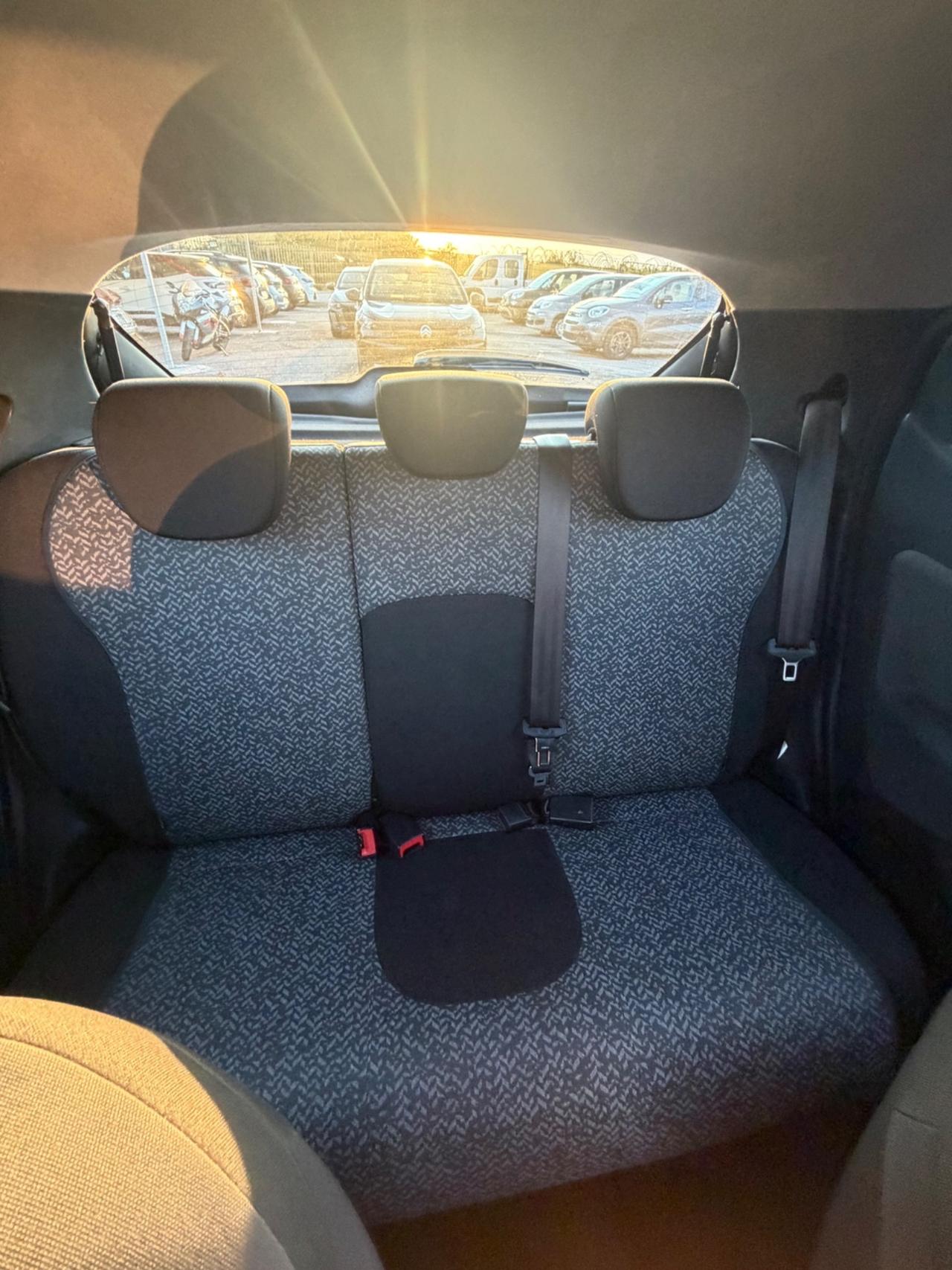 Lancia Ypsilon 1.0 FireFly 5 porte S&S Hybrid Silver Plus