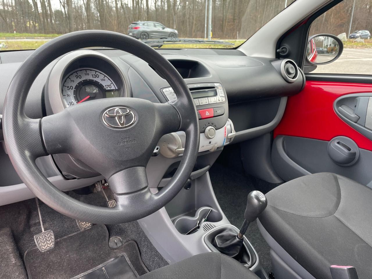 Toyota Aygo 1.0 12V VVT-i 5 porte *Neopatentati*Solo 60000km*