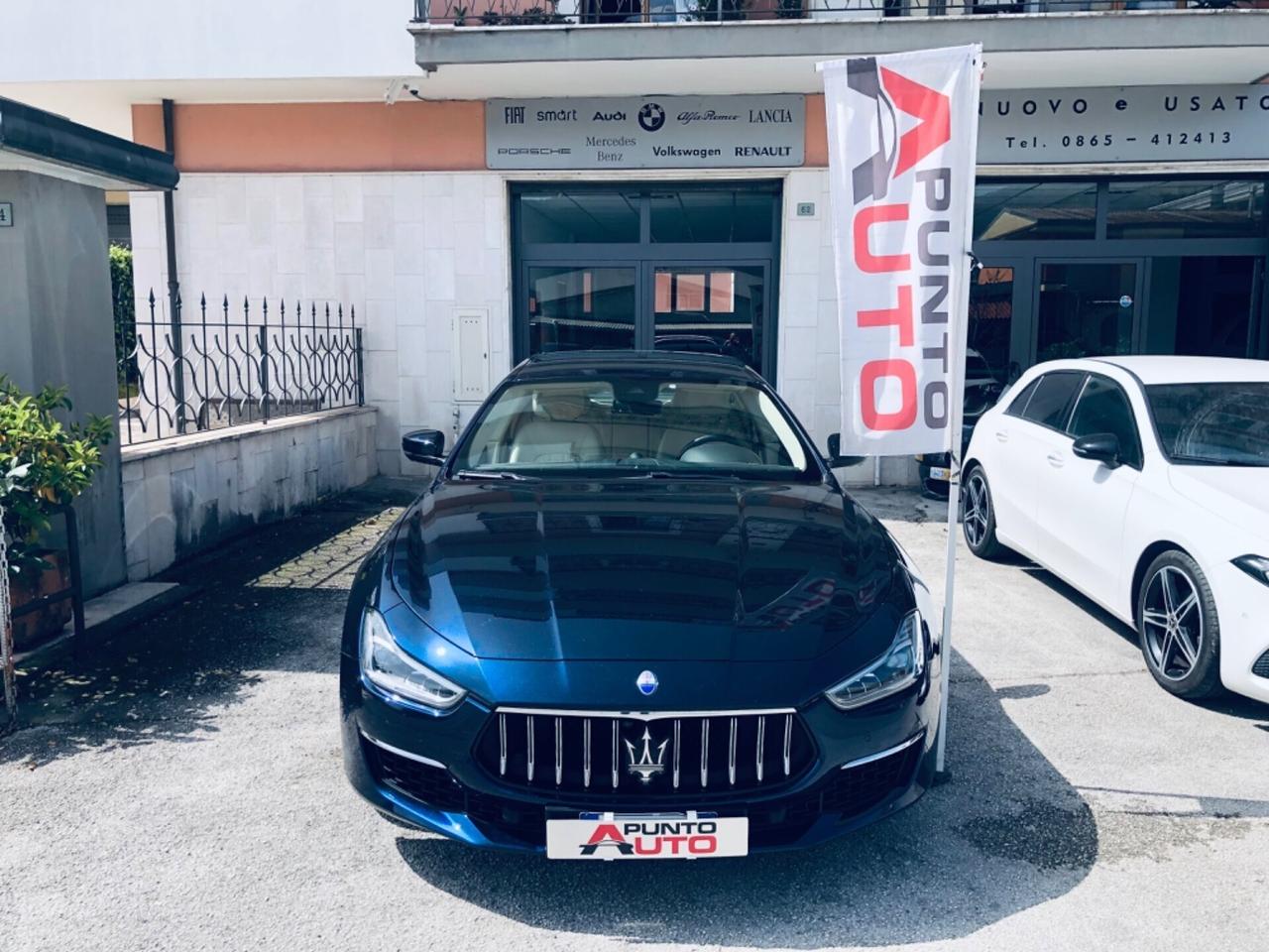 Maserati Ghibli L4 330 CV MHEV Granlusso