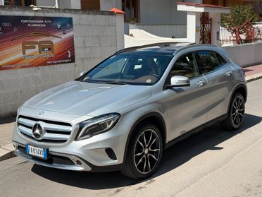 Mercedes GLA 220d 4Matic TETTO PELLE CAMERA - 2015