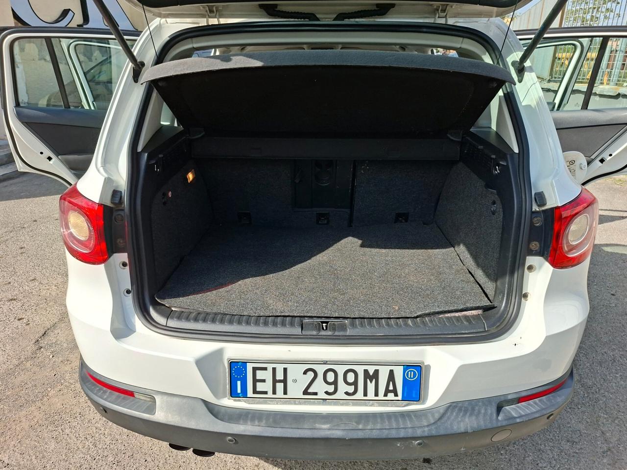 Volkswagen Tiguan 2011 2.0 tdi/GPL !!!