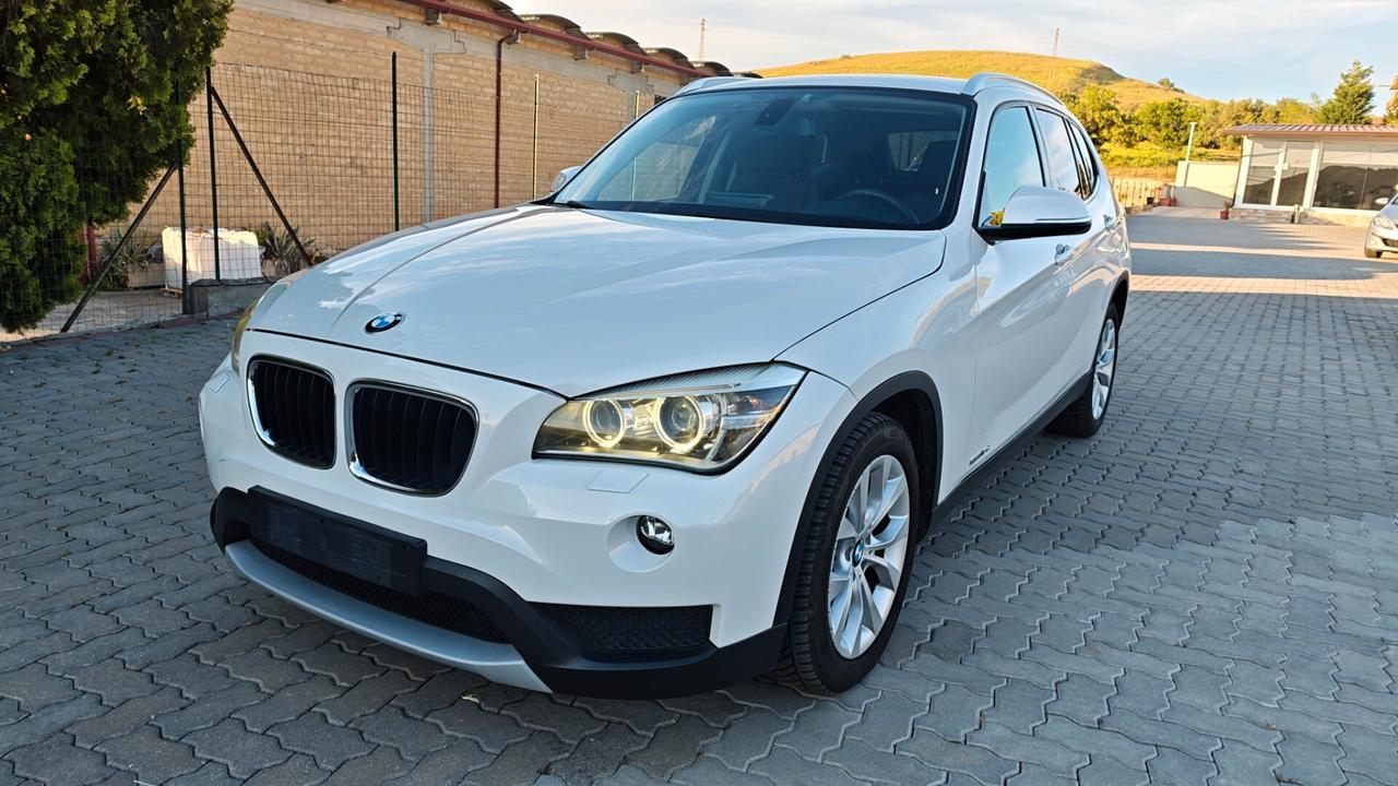 Bmw X1 sDrive18d X Line
