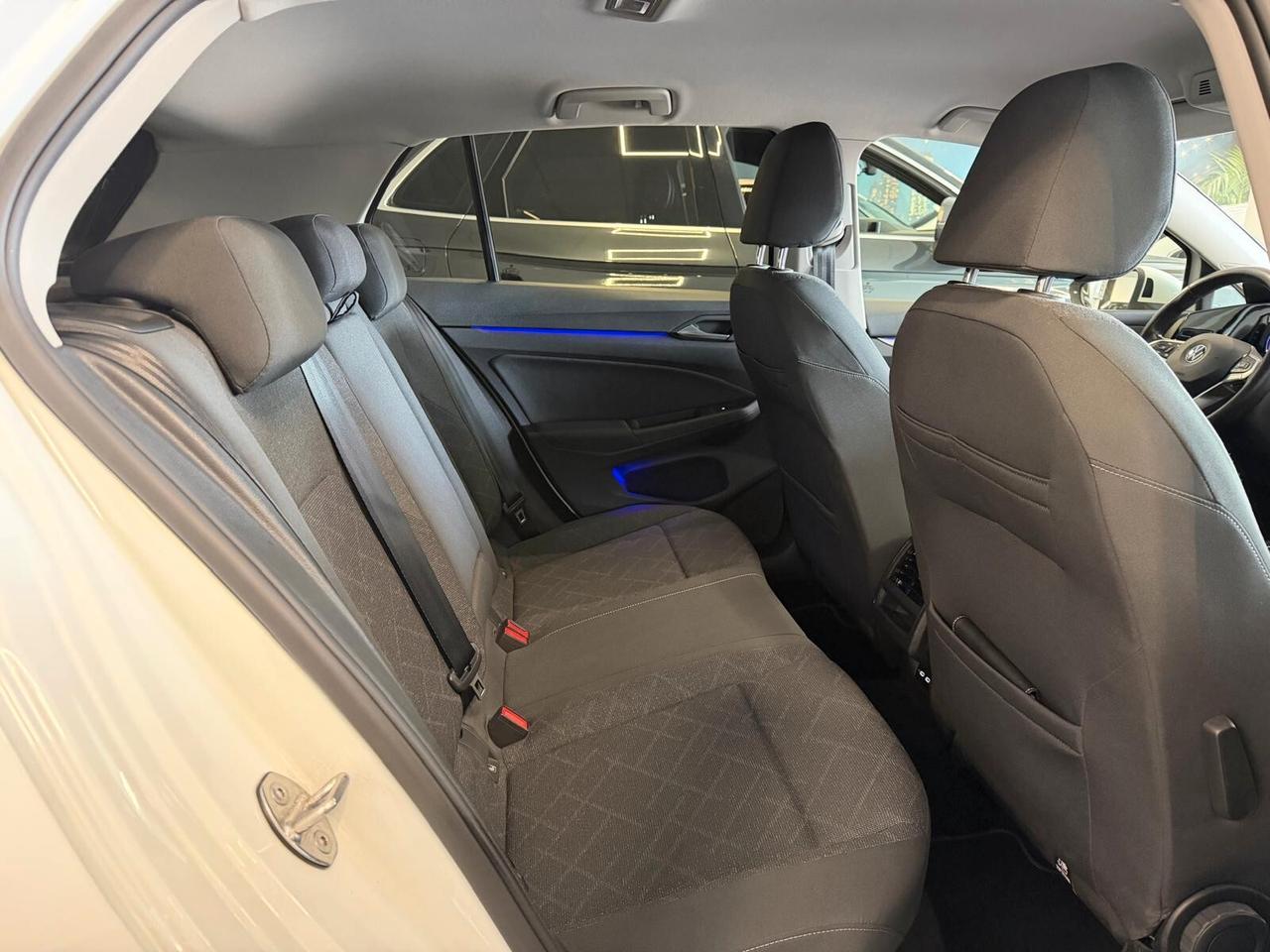 VOLKSWAGEN GOLF VIII STYLE 2.0 TDI 115CV CARPLAY OK NEOPATENTATI ANNO 2022