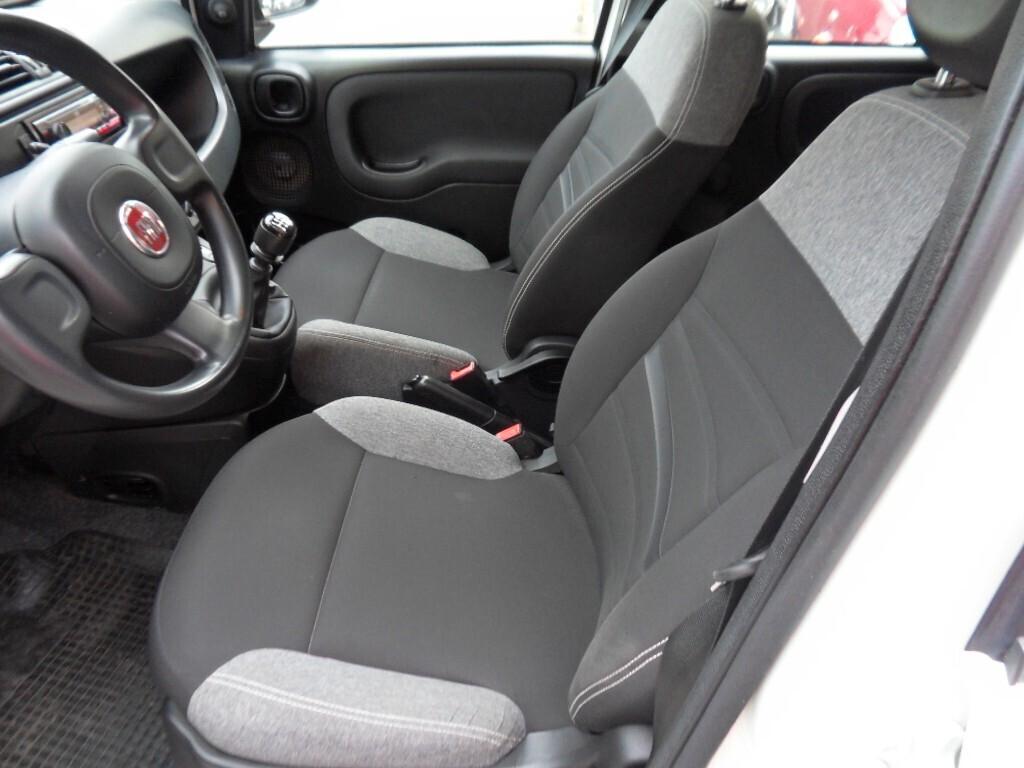 Fiat Panda 1.0 GSE S&S Hybrid Street Van 4 posti