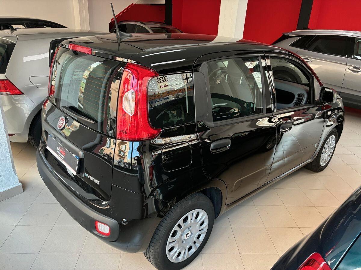 Fiat Panda 1.0 FireFly S&S Hybrid Pandina