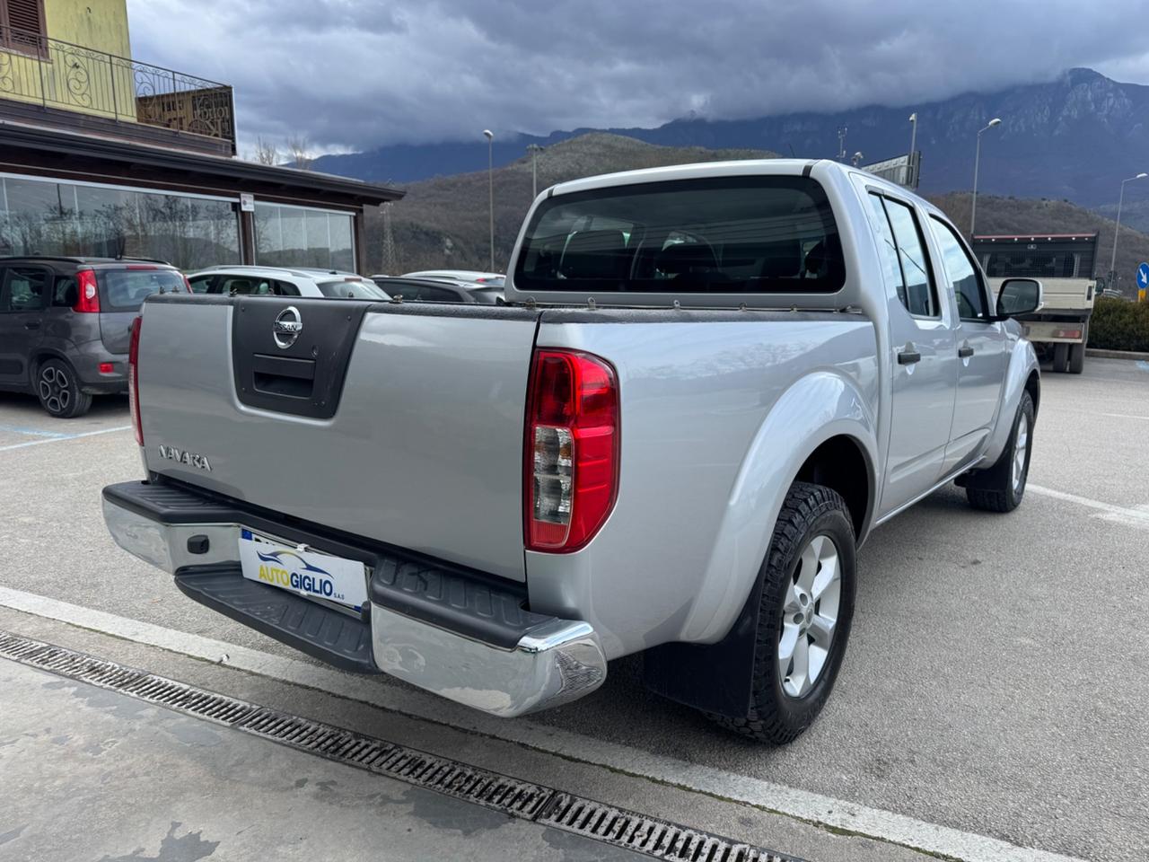 Nissan Navara 2.5 dCi 190CV 4 porte Double Cab Platinum