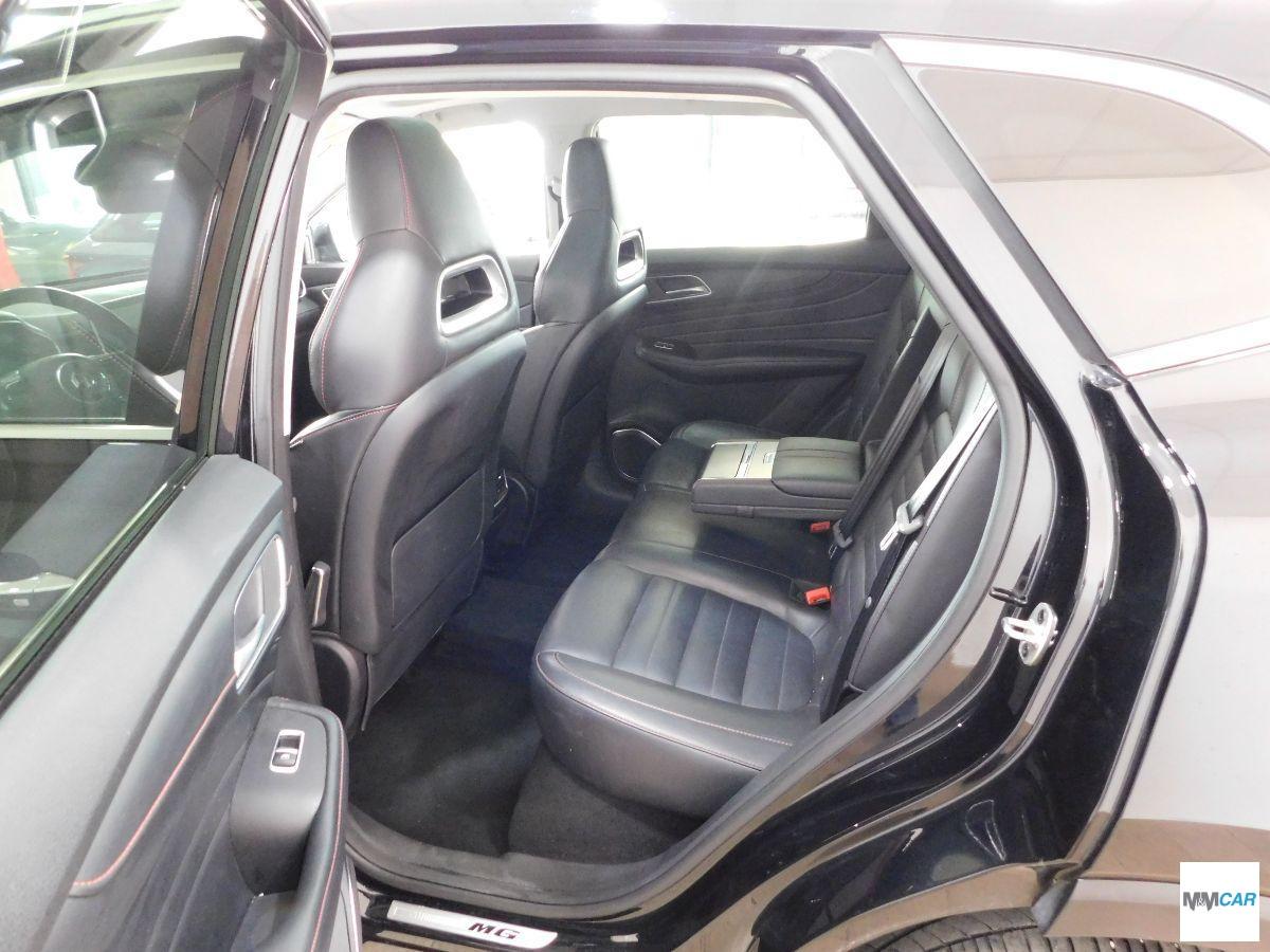 MG - EHS - Plug-in Hybrid Luxury