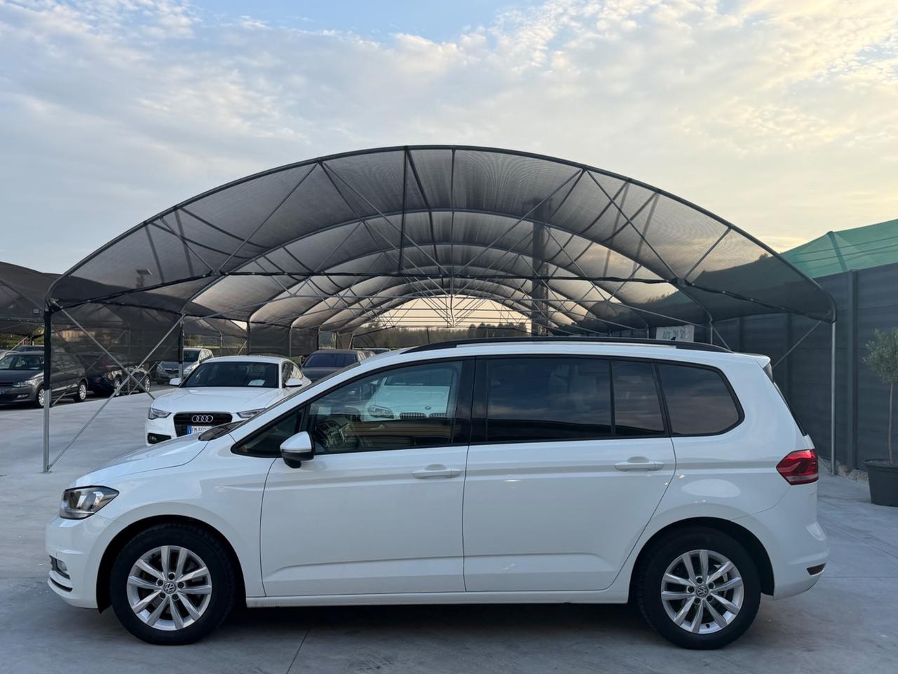 Volkswagen Touran 1.6 TDI Executive BlueMotion Technology