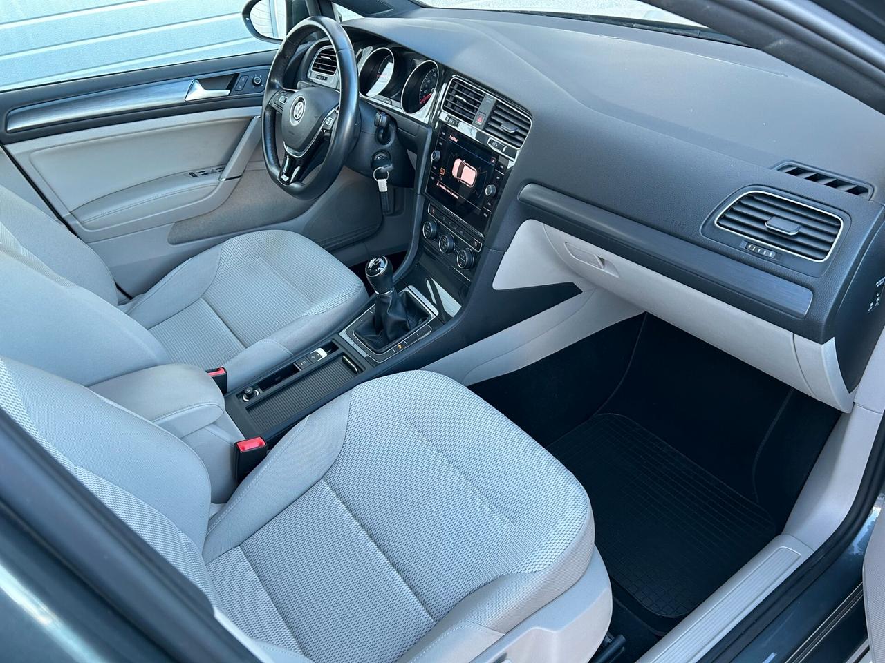 Volkswagen Golf 1.6 TDI 115 CV 5p. Business BlueMotion Technology