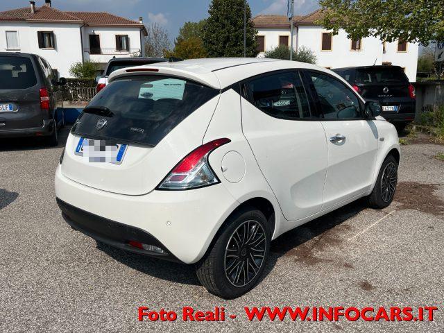 LANCIA Ypsilon 1.0 FireFly 5 porte S&S Hybrid Gold PROMO !!
