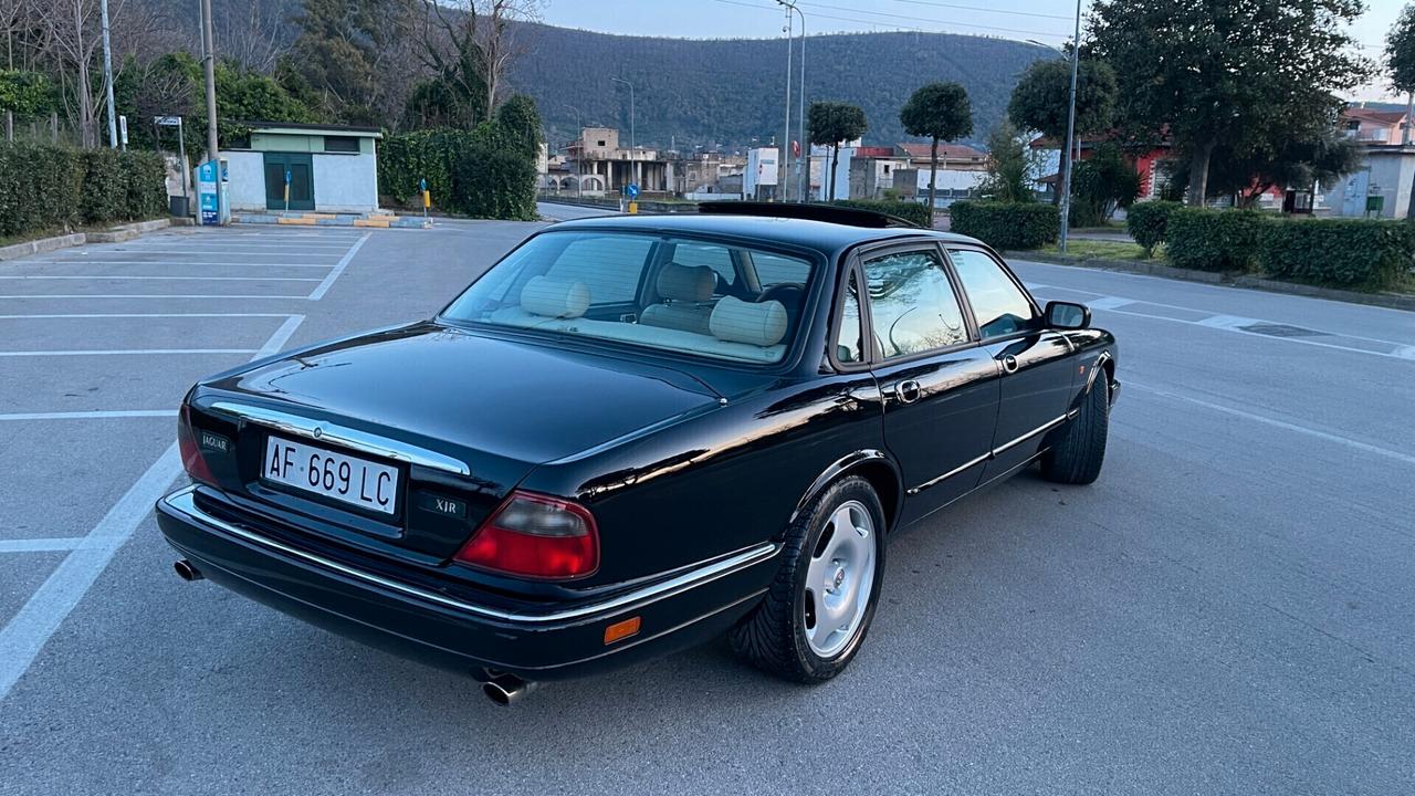 Jaguar XJR 4.0 325 cv con tetto apribile 1996 full