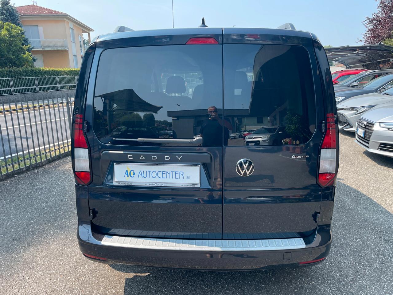 Volkswagen Caddy 2.0 TDI 122 CV 4Motion Space N1