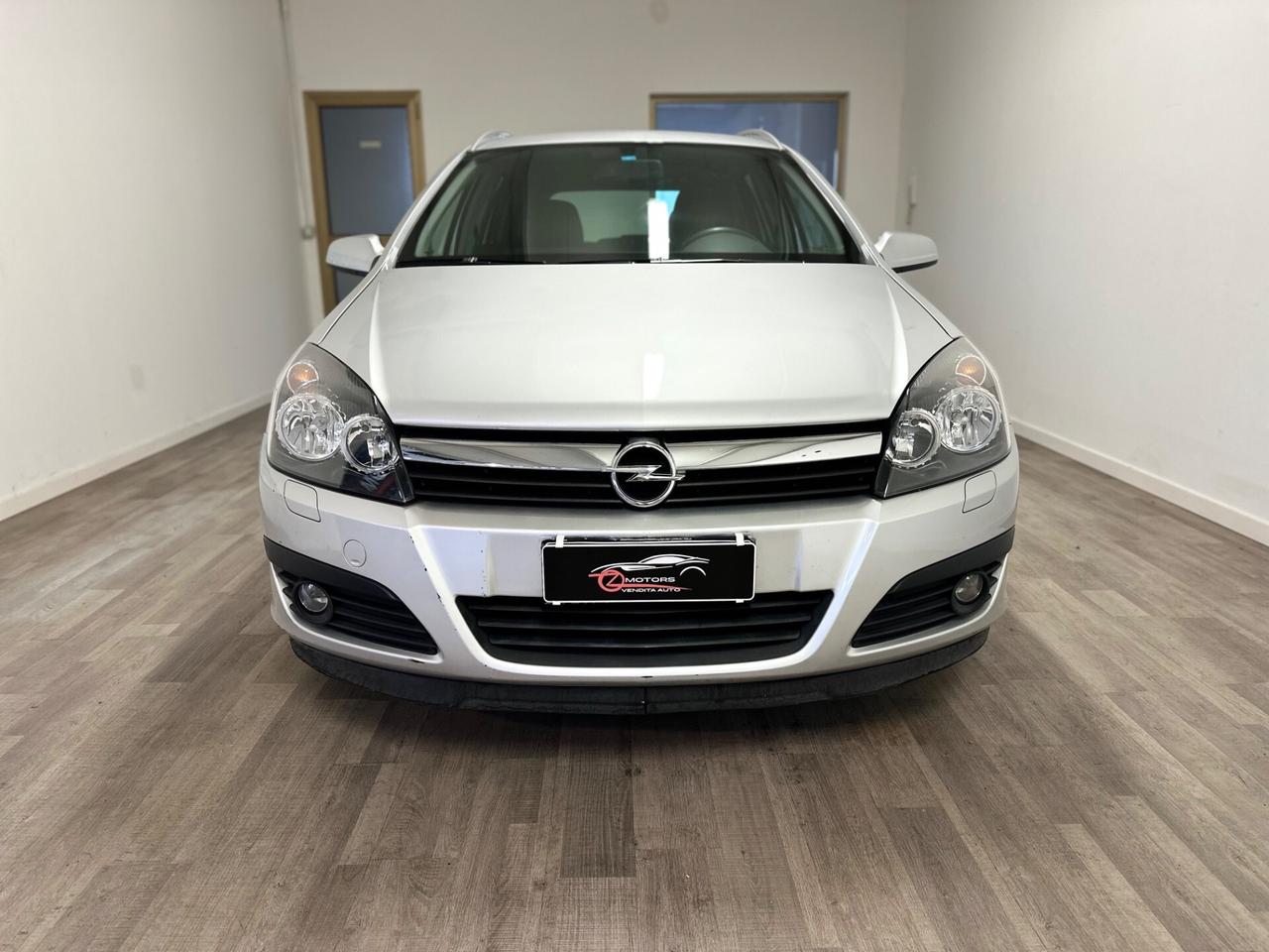 Opel Astra 1.9 16V CDTI 150CV Station Wagon Cosmo