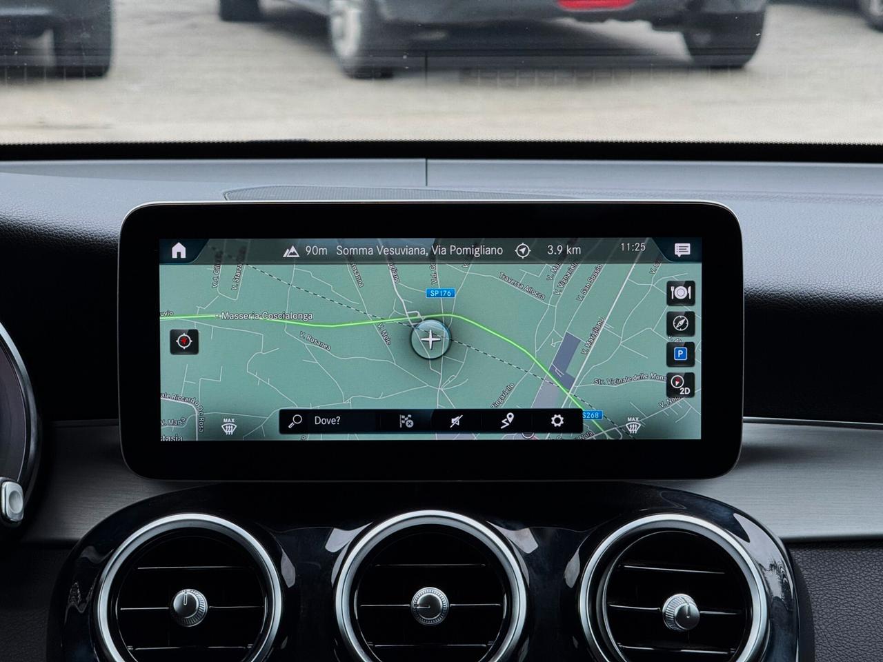 Mercedes-Benz GLC 200 d Premium AMG 4MATIC