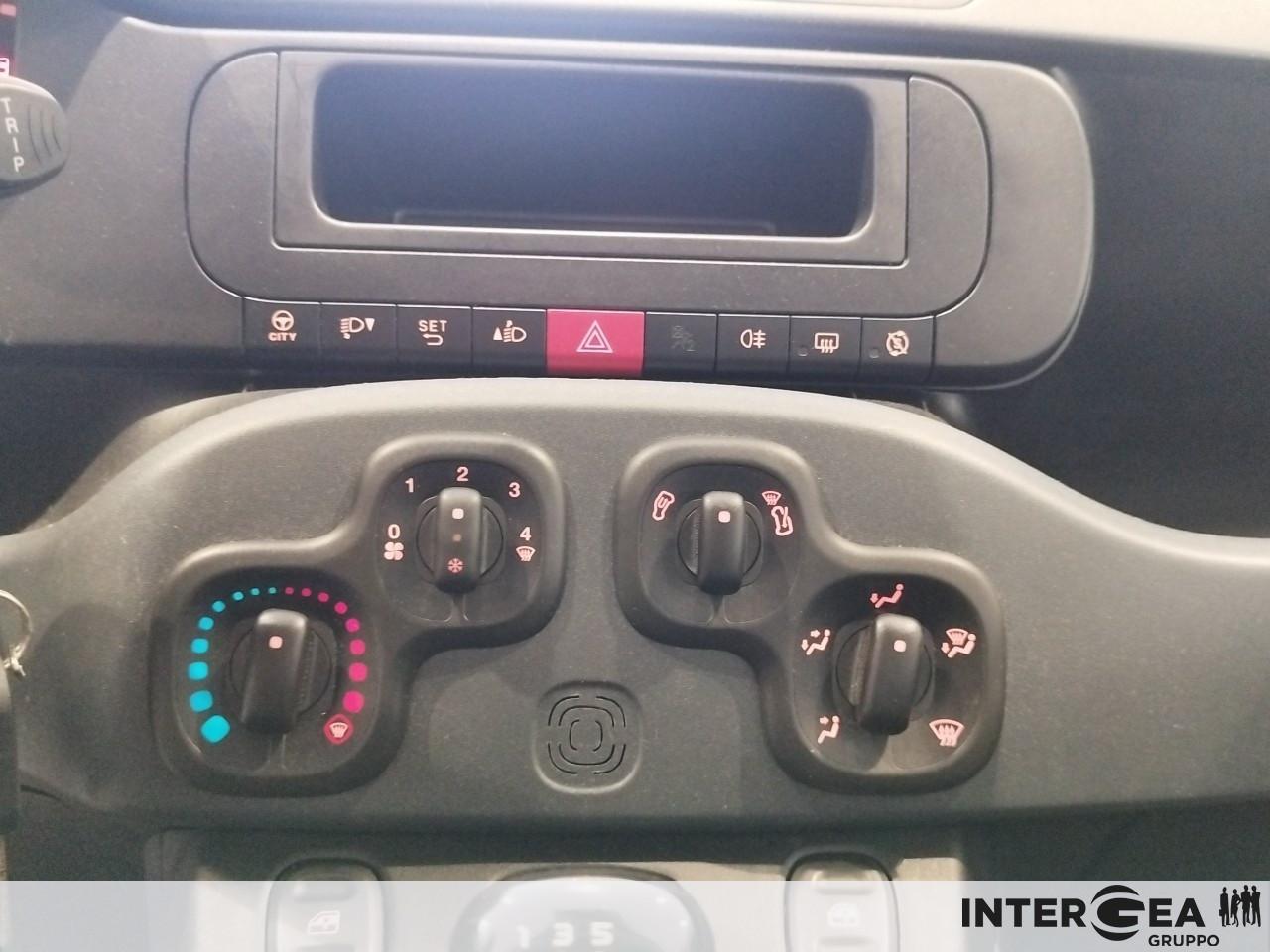 FIAT Panda 1.0 firefly hybrid s&s 70cv
