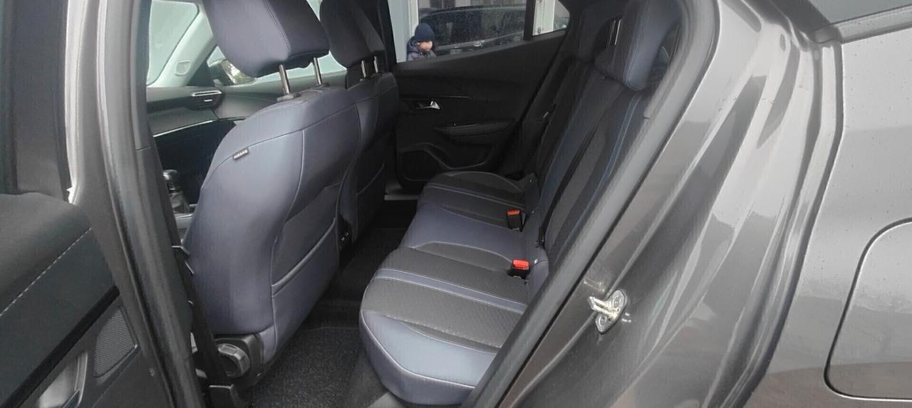 Peugeot 2008 BlueHDi 100 S&S Allure