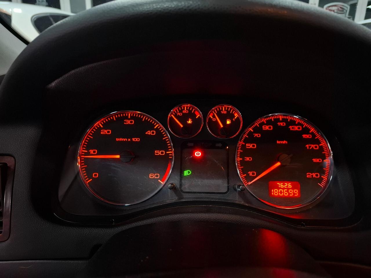 Peugeot 307 1.6 HDI 90cv Neopatentati