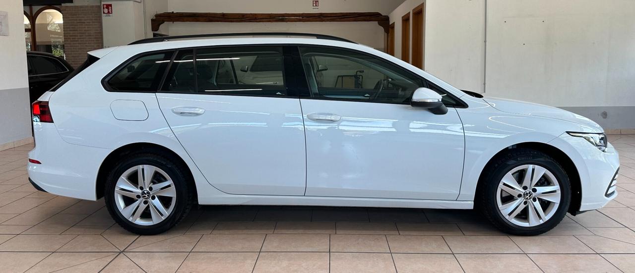 VOLKSWAGEN GOLF VARIANT LIFE 2.0 TDI *CARPLAY*RADAR*LUCI*