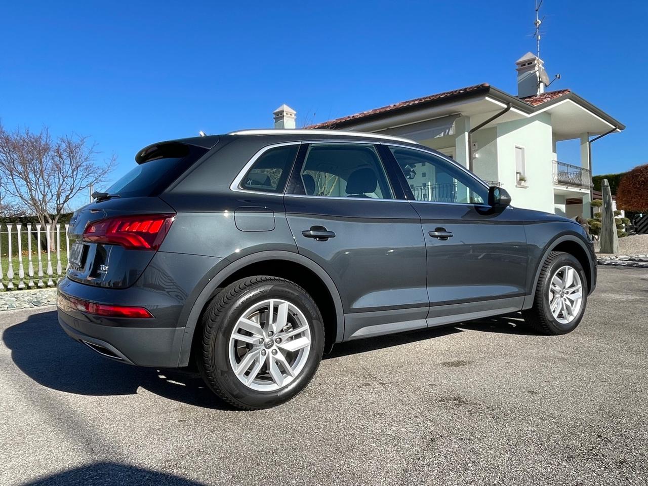 Audi Q5 2.0 TDI quattro S tronic Design
