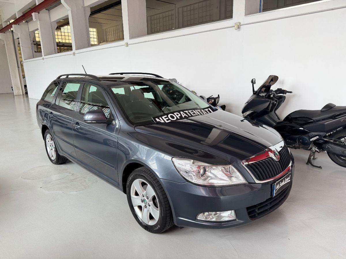 SKODA - Octavia - 1.6 TDI CR F.AP. Elegance