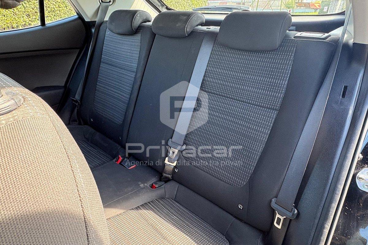 KIA Stonic 1.4 MPI 100 CV Urban