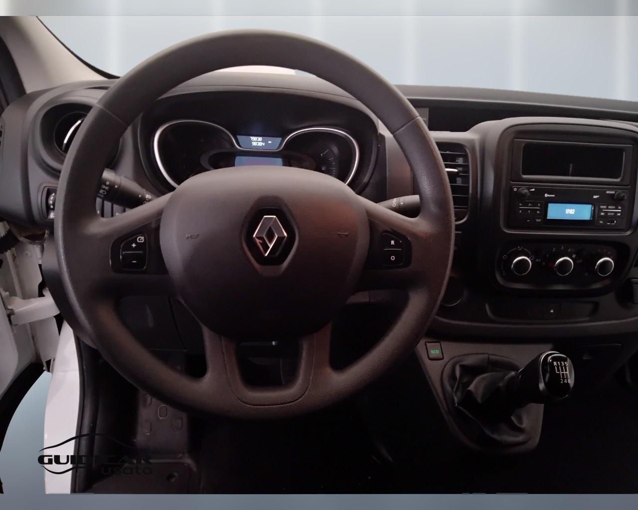 RENAULT Trafic IV 27 2019 - trafic T27 2.0 dci 120cv L1H1 Ice