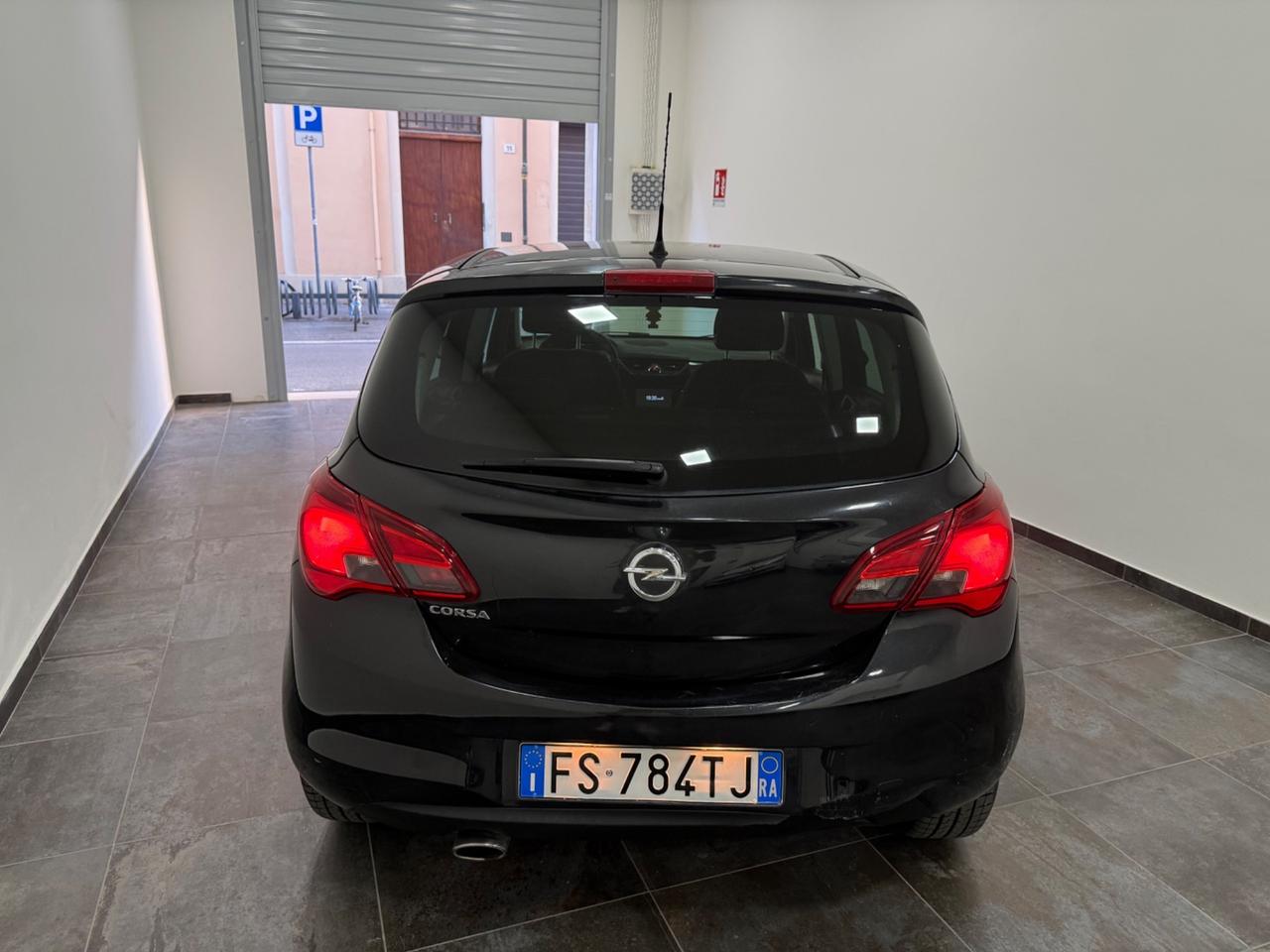 Opel Corsa 1.2 5 porte Edition PER COMMERCIANTI